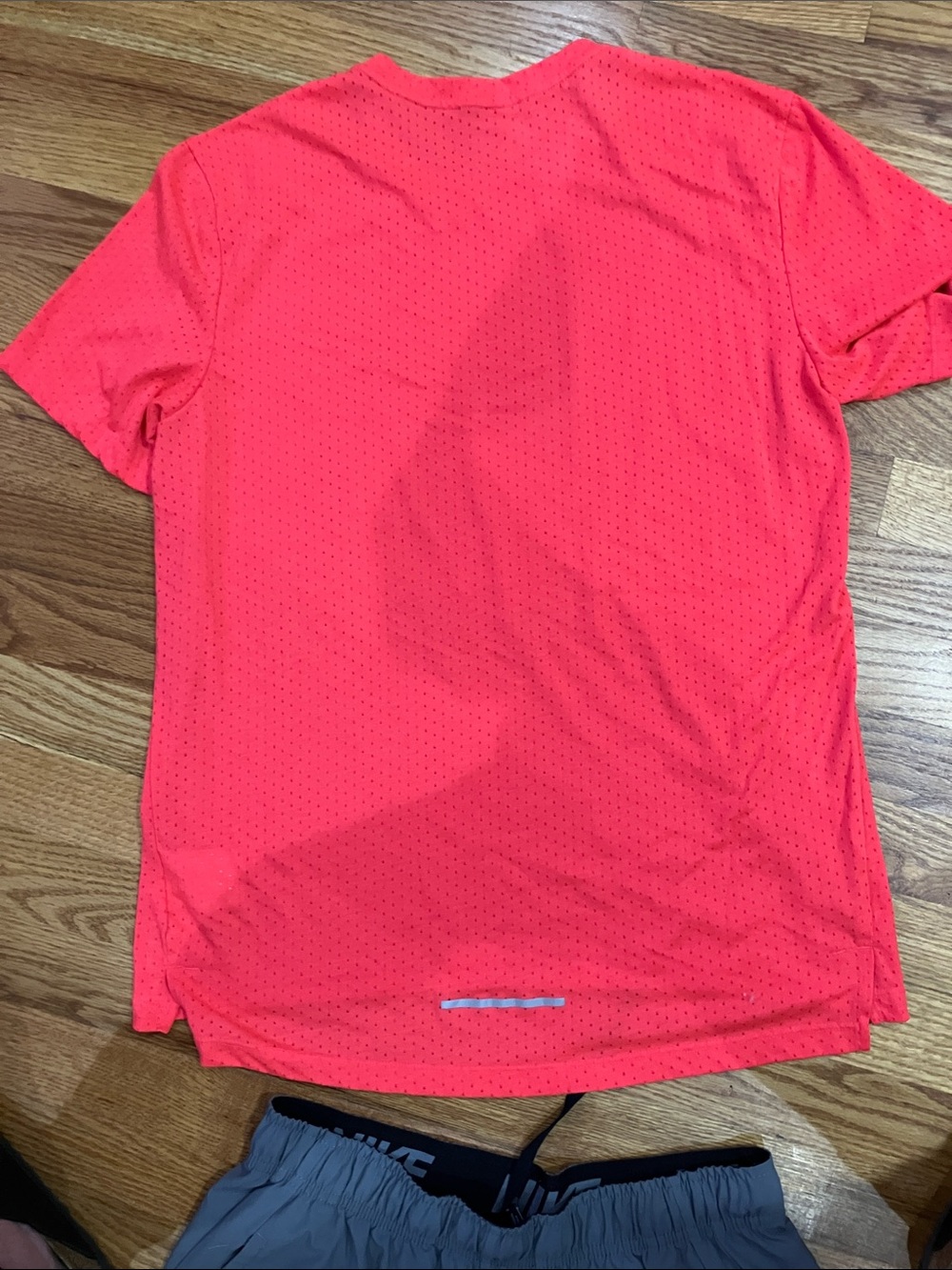 Nike Neon Coral Running Tee with Nike Gray Athletic Shorts Sz M EUC - Picture 5 of 11